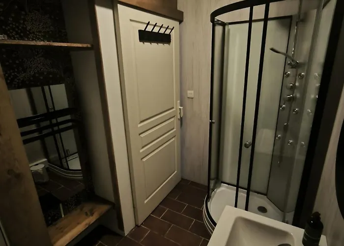 Les Pieds Dans L'eau ماركياس